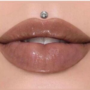 Jeffree Star ⭐️ Table Top The Gloss Table Top✨Popular Lippie